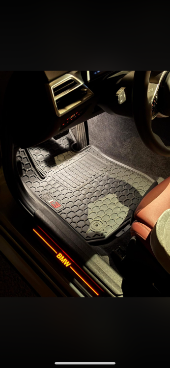 طقم ارضياتBMW i3 