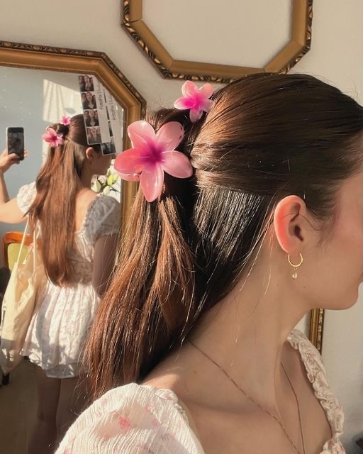 2pcs  Fresh And Lovely Flower Hair Clip 