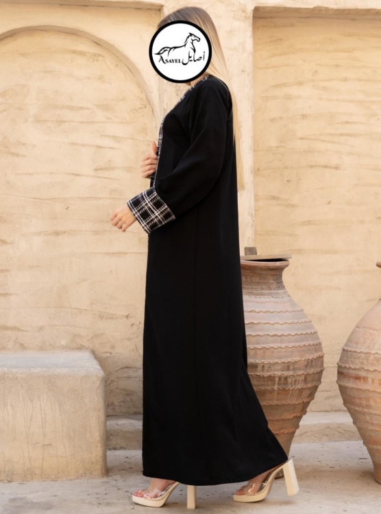 عباية أنيقة