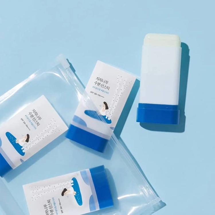 Round Lab Birch Juice Moisturizing Sun Stick SPF50+ واقي شمس ستيك 