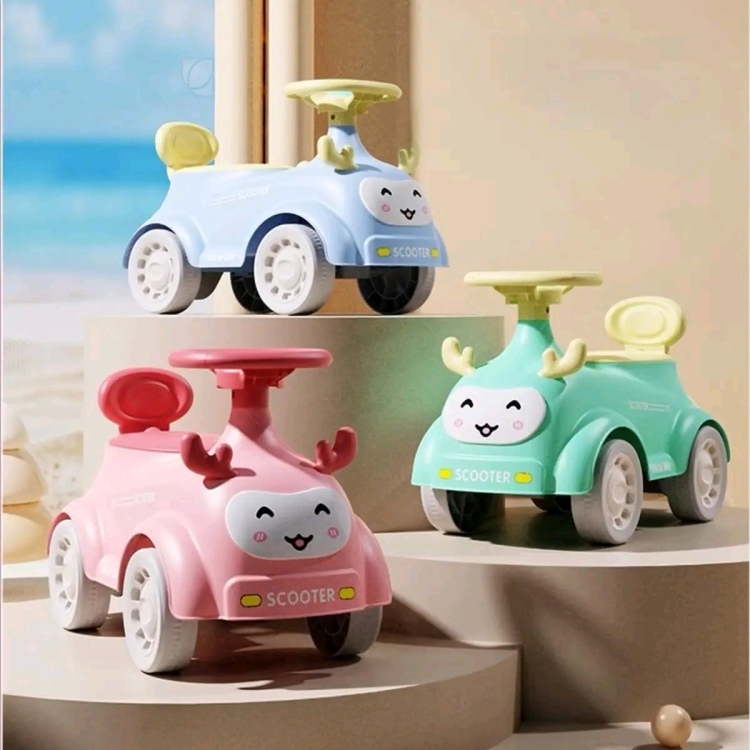 سيارة أطفال 