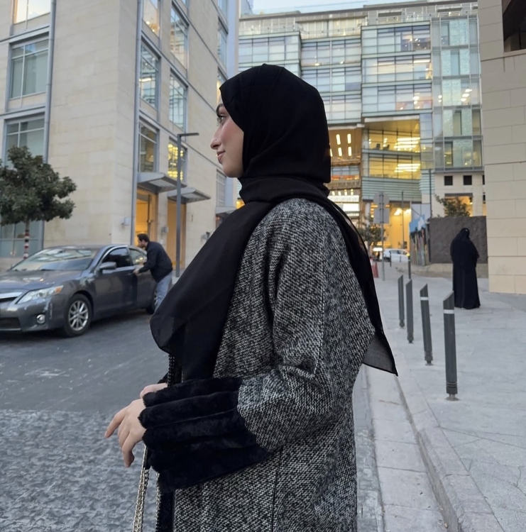 عباية باكمام فروة