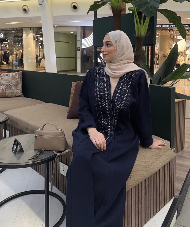 عباية جوخ تطريز