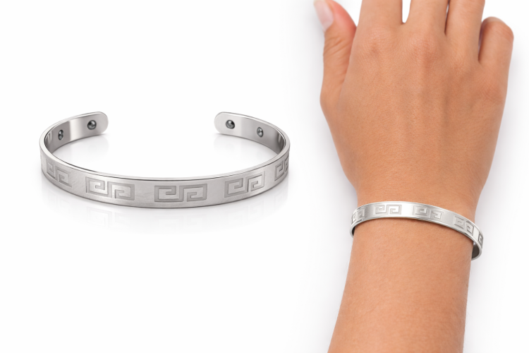 إسوارة الطاقة وتفريغ الشحنات لون فضي