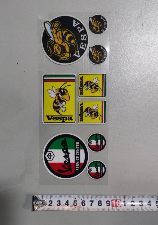 ستيكر VESPA 10CM
