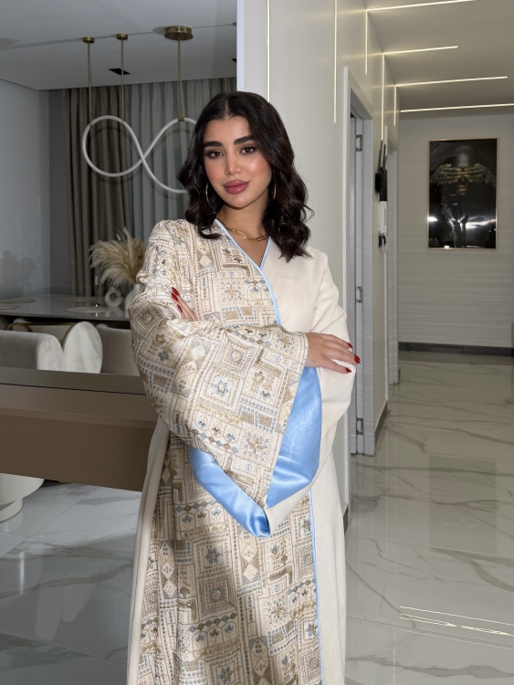 Open Front Jalabiya With Belt جلابية مسك