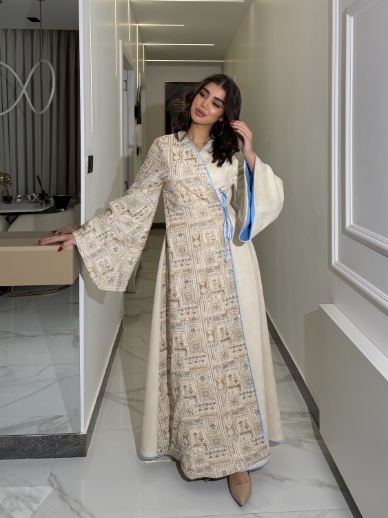 Open Front Jalabiya With Belt جلابية مسك