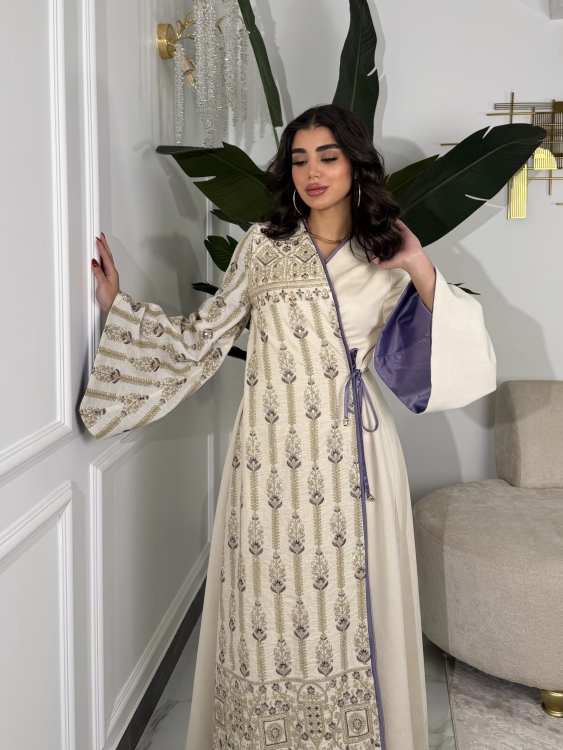 Open Front Jalabiya With Belt جلابية مسك