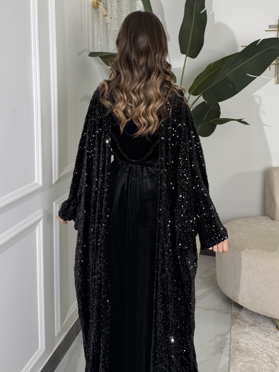Dress with a sequined velvet bisht جلابية ميرا