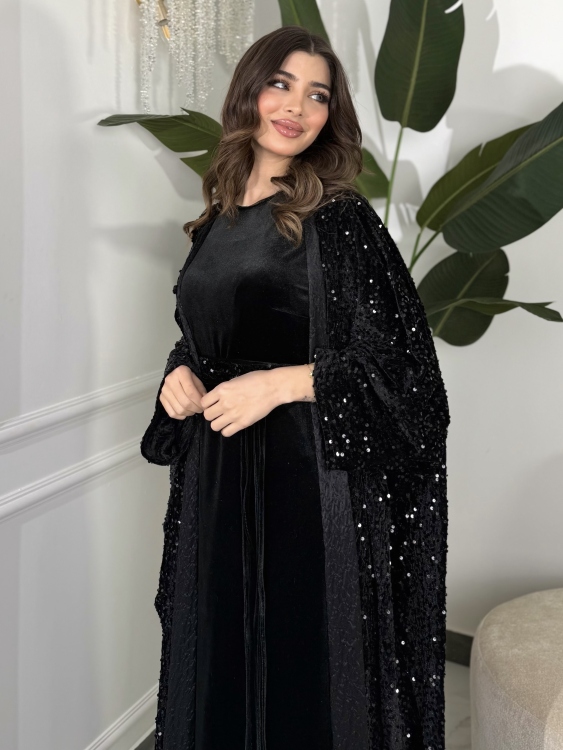 Dress with a sequined velvet bisht جلابية ميرا