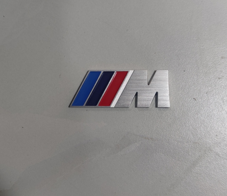 شعار M3 معدني خلفي