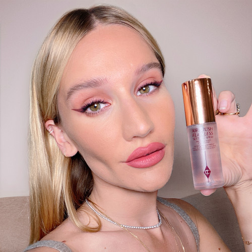 Charlotte Tilbury, Airbrush Flawless Setting Spray 