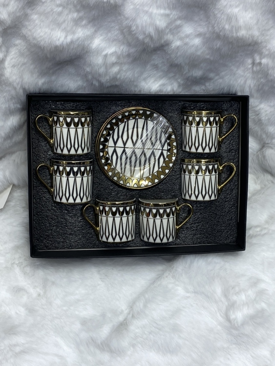 نص دزينة فناجين قهوة 