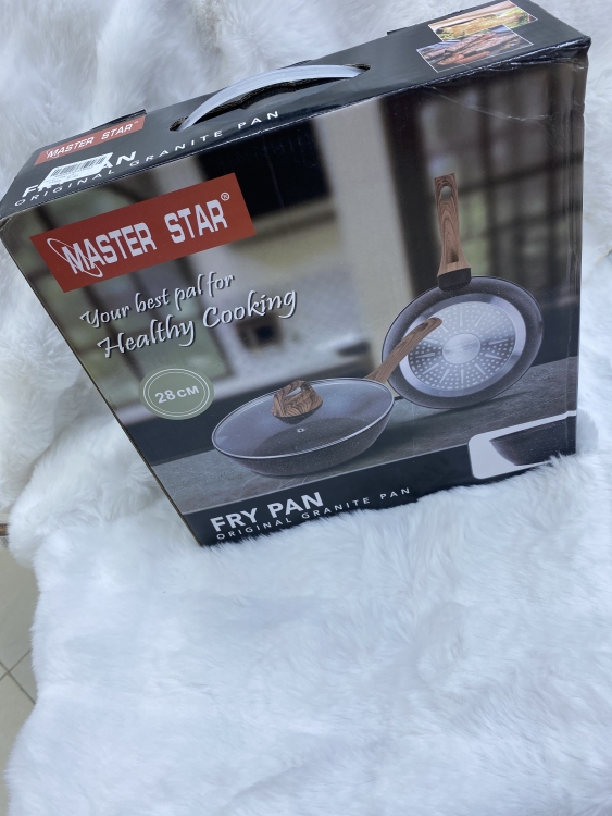 مقلى ب غطاء جرانيت 28 سم 