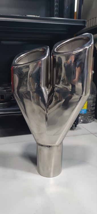 نكلة اكزوزت حجم كبير 