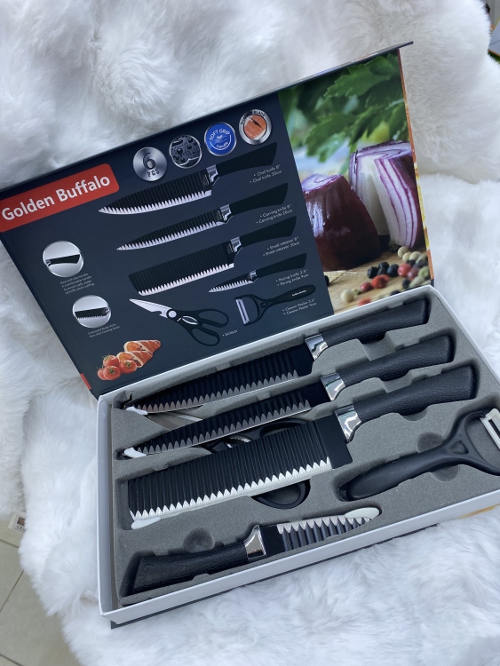 طقم سكاكين اسود 