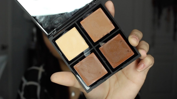 كونتور ايلف الكريمي CREAM CONTOUR PALETTE  ELF