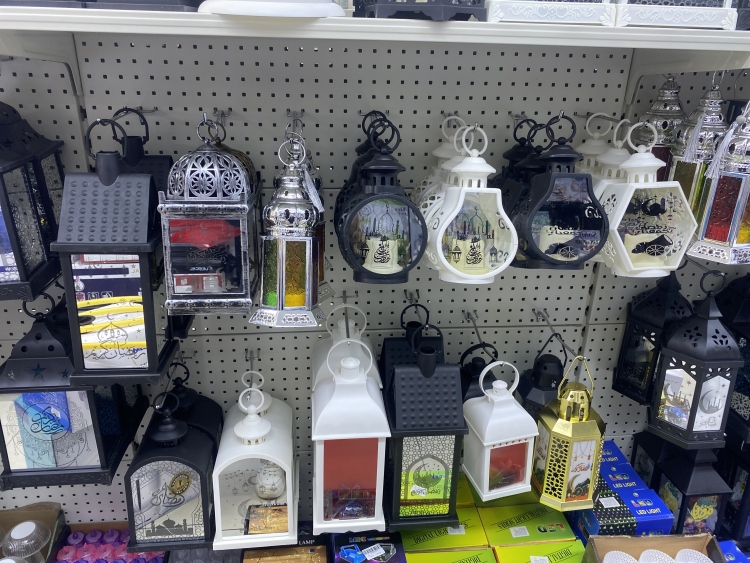 زينة رمضان ب اسعار متفرقة 