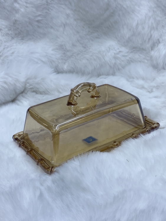 جاط مع عطاء لون عسلي صغير 