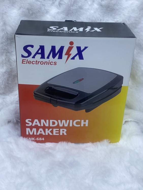 توستر سامكس  684