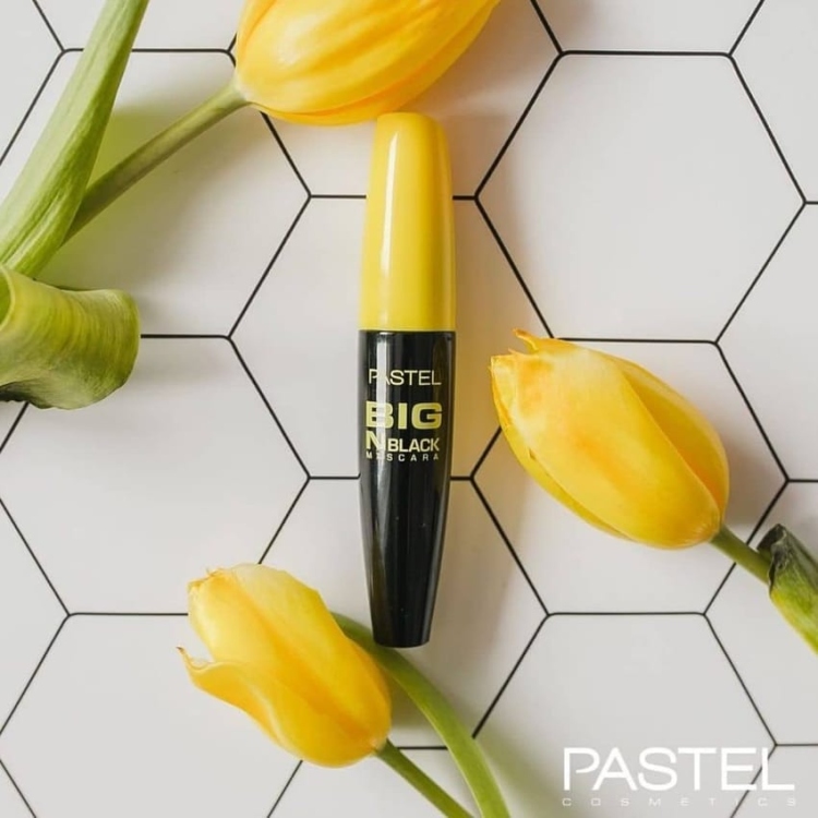 Big N Black Mascar pastel