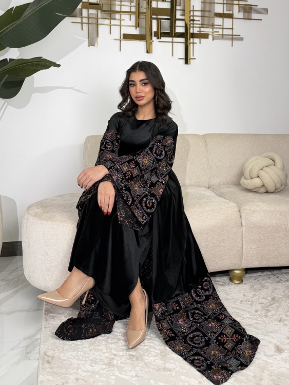 Luxury Velvet Bisht & Dress Set  جلابية الدانه