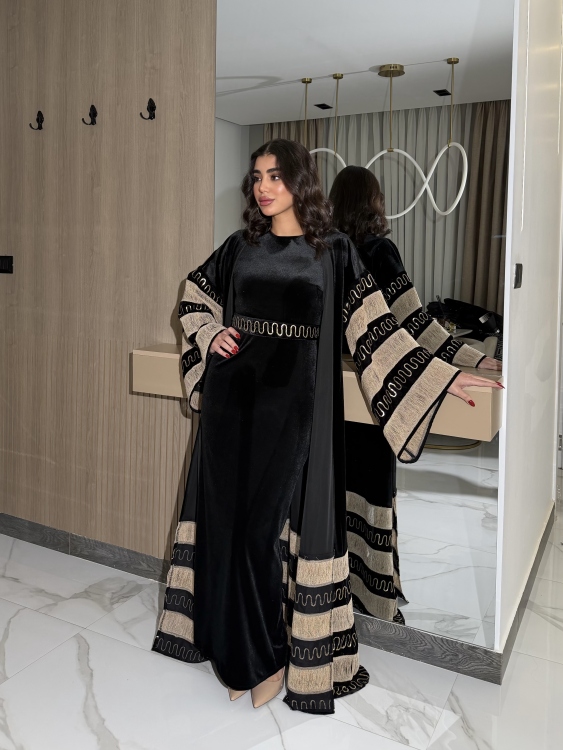 Luxury Velvet Bisht & Dress Set  جلابية الدانه ب
