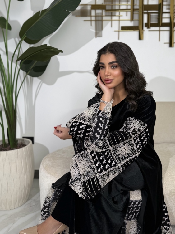 Luxury Velvet Bisht & Dress Set 