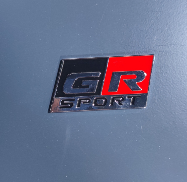 شعار GR SPORT 
