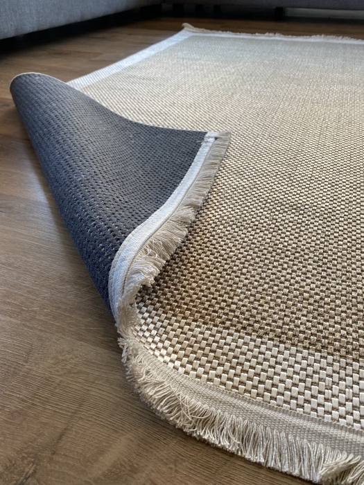 EviKnit jute rug