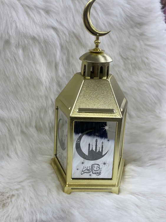 فانوس  رمضان مضيء 