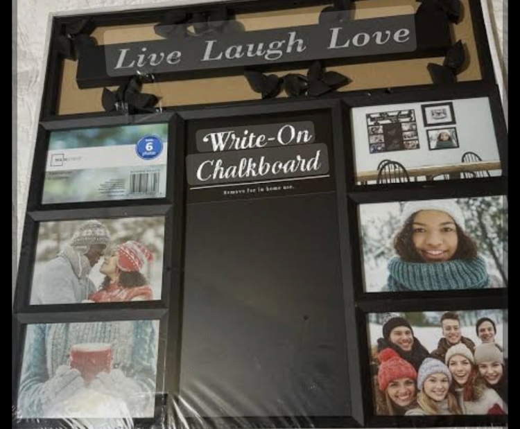 برواز خشبي مقسم 