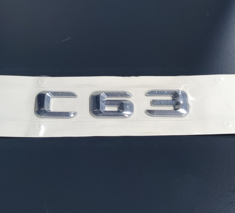 شعار C63 كروم معدني
