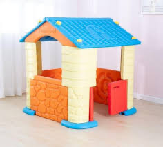 بيت بلاستيكي