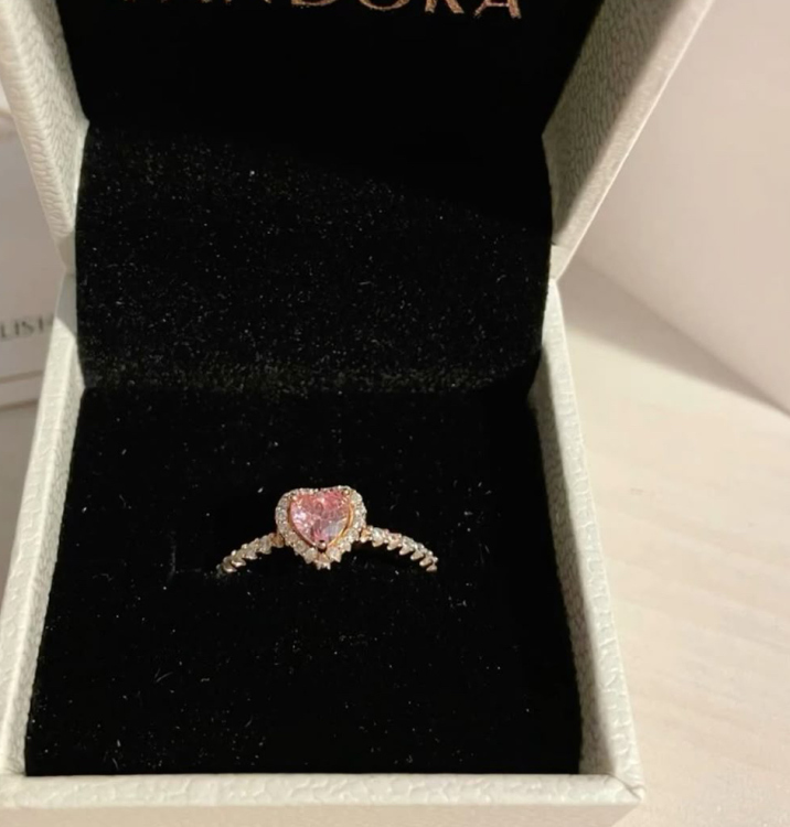 خاتم موديل  بندورا مختوم 