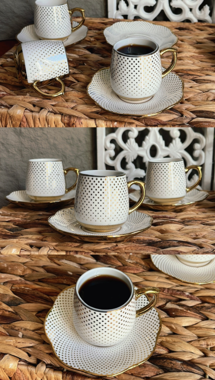 فناجين قهوة 