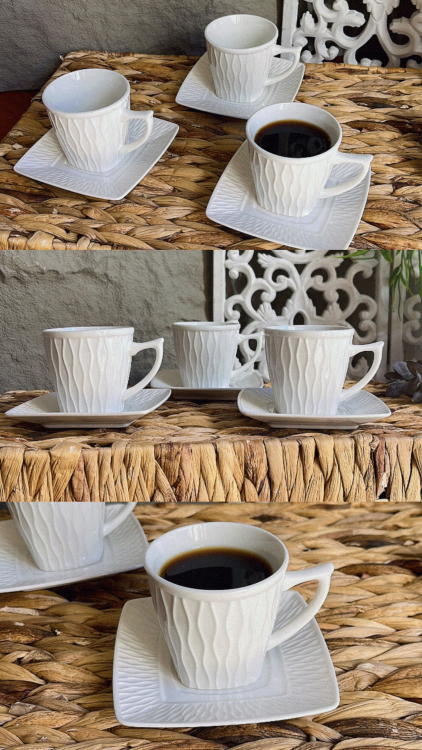 فناجين قهوة 