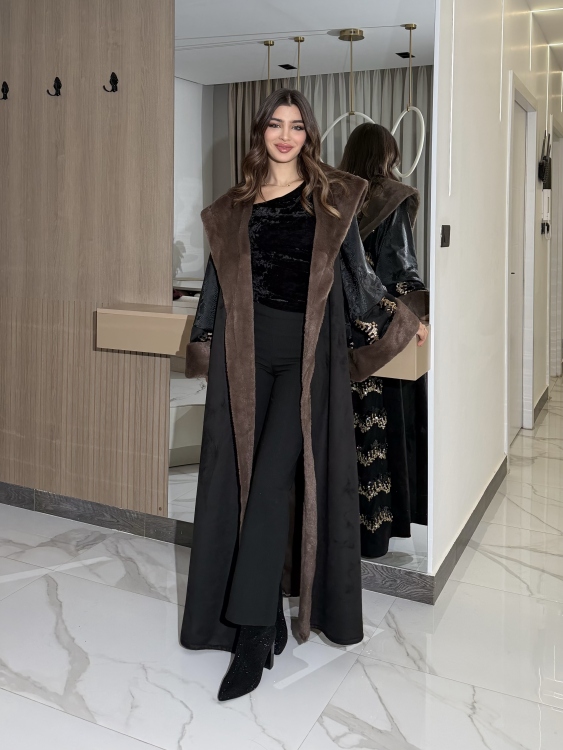 Embroidered Fur Bisht  without belt بشت شموخ