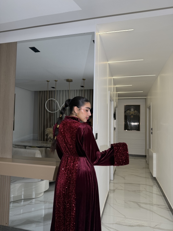 جلابية جوري Sequin Burgundy Jalabiya