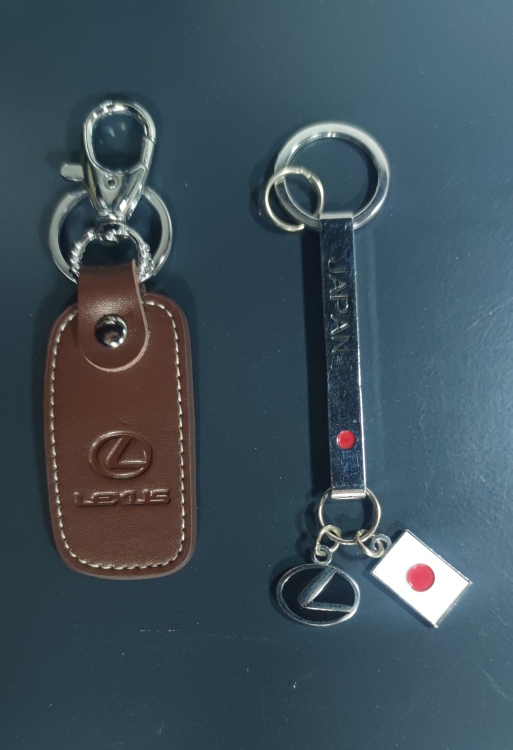 ميداليات ليكزس مشكل