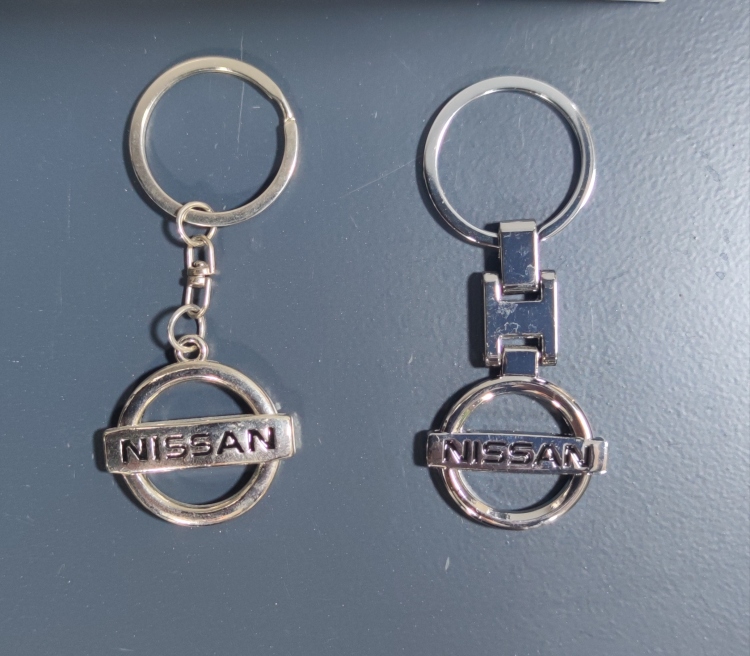 مدالية نيسان كروم