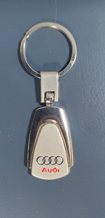 ميدالية مفتاح اودي