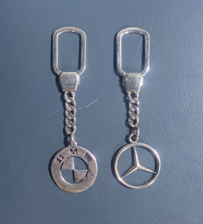 ميداليات فضة اصلي مرسيدس ، بي ام 