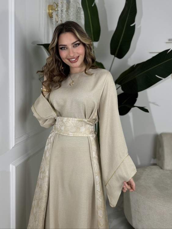 جلابية ياسمينا   Jalabiya With Floral Belt 