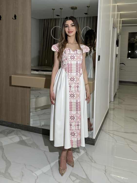   White Henna Dress (مسك)