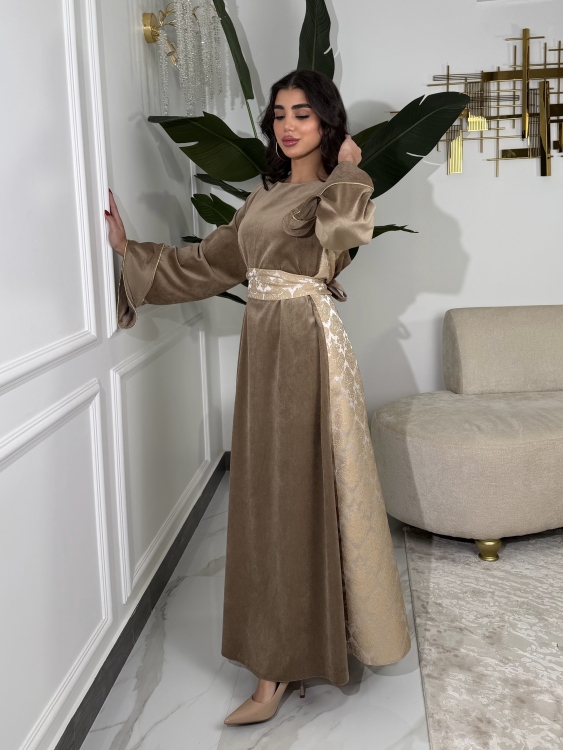 جلابية ياسمينا   Jalabiya With Floral Belt (نقشة 1)