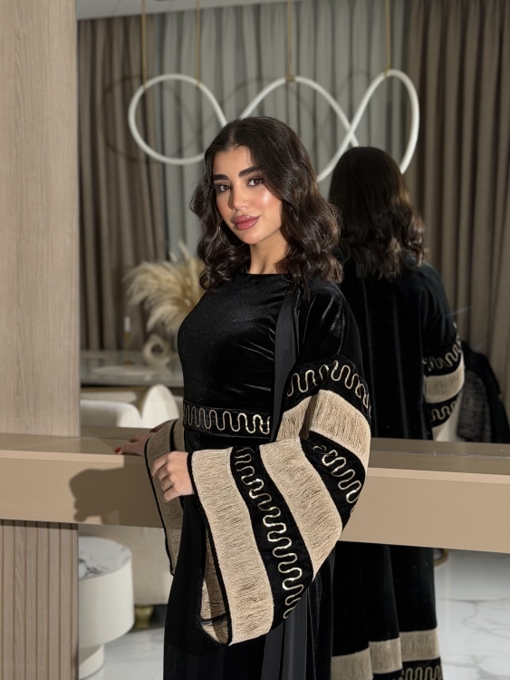 Luxury Velvet Bisht & Dress Set  جلابية الدانه ب