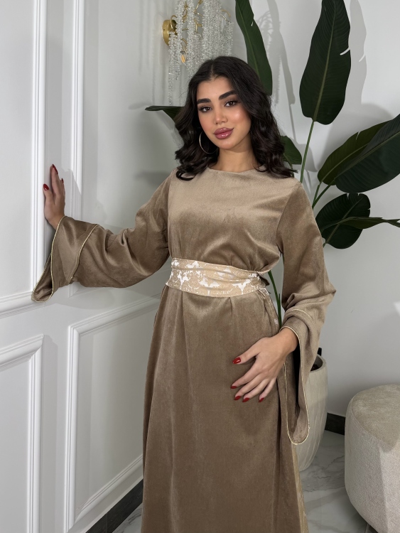 جلابية ياسمينا   Jalabiya With Floral Belt (نقشة 1)