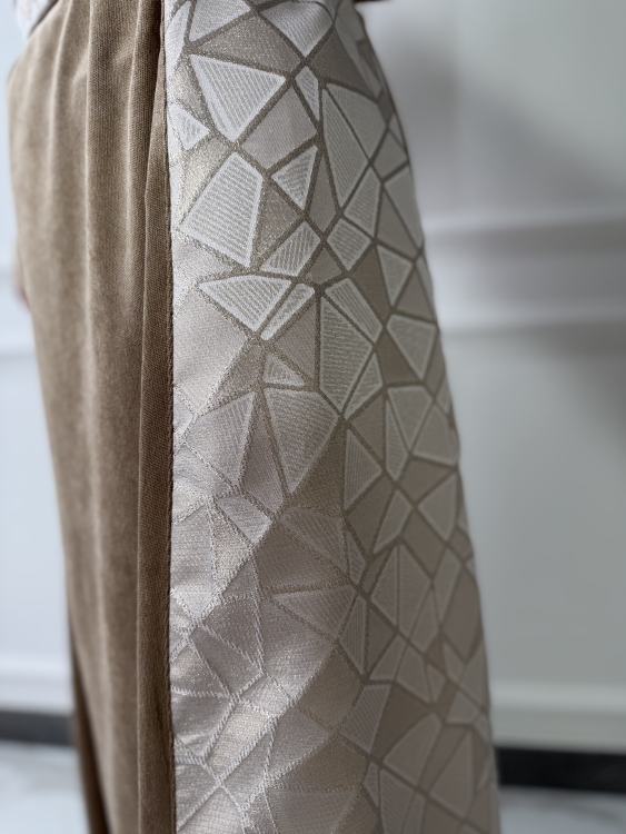 جلابية ياسمينا   Jalabiya With Floral Belt  ( نقشة 2 )