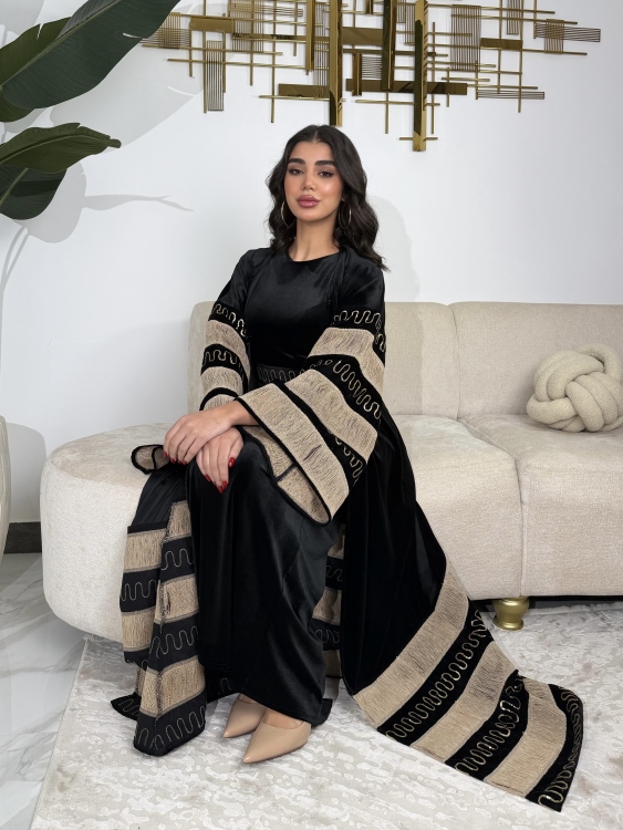 Luxury Velvet Bisht & Dress Set  جلابية الدانه ب